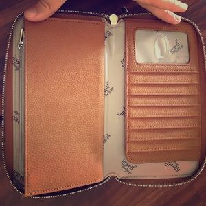 jewell by thirty-one wallet PRICE SLASHED!